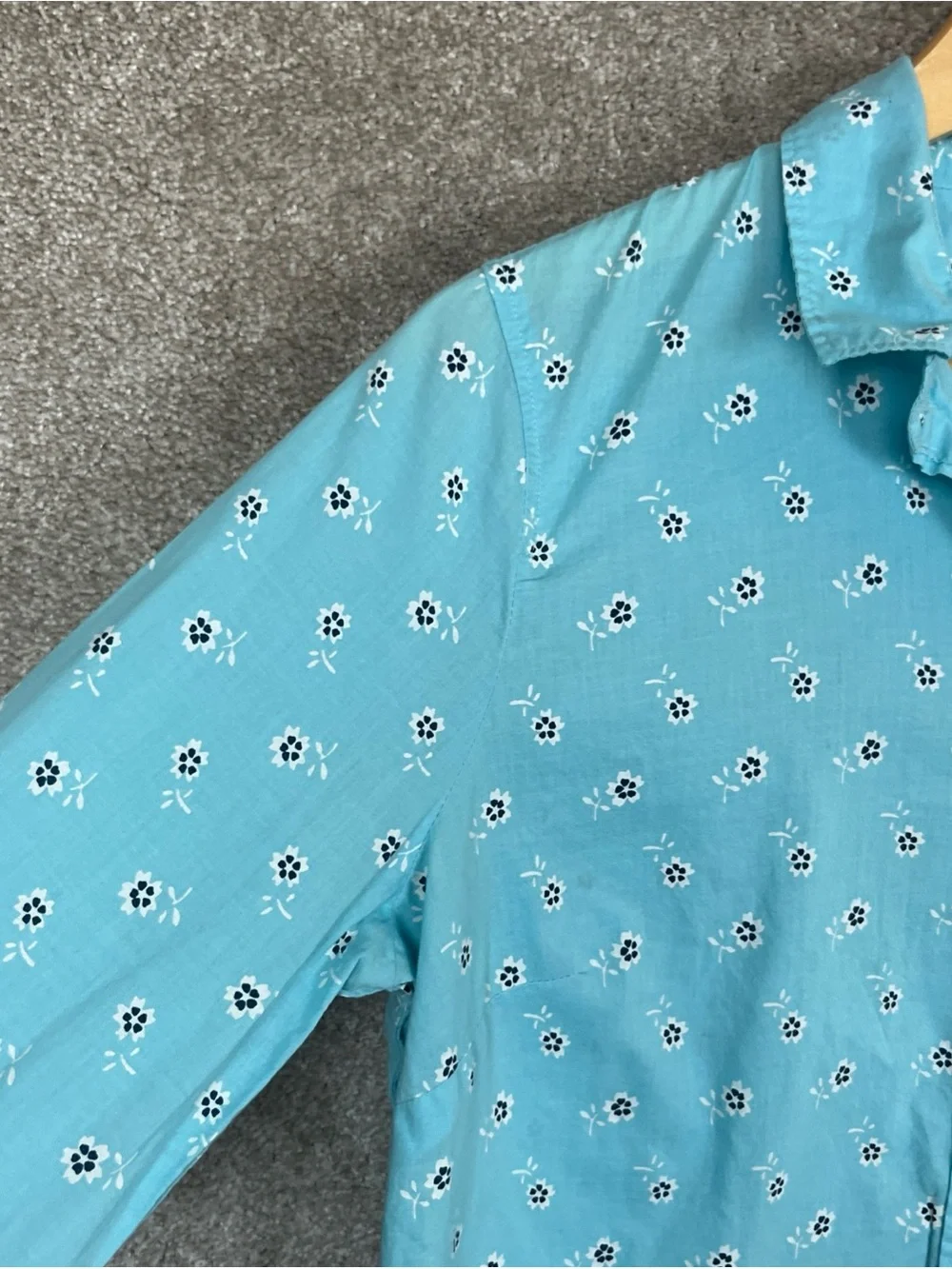 J Crew Shirt Womens Medium Blue Floral Cotton Long Sleeve Button Pocket- 4951